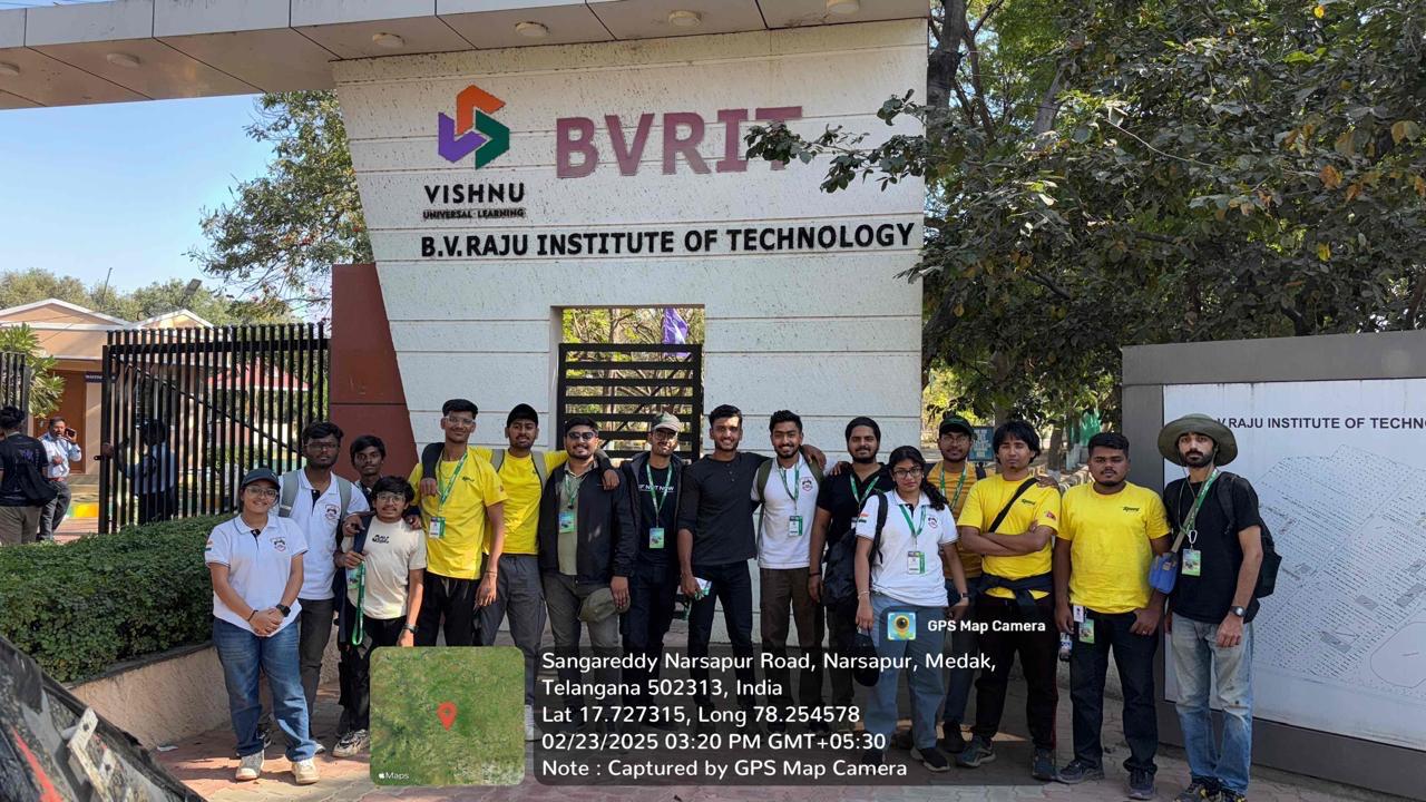 Team Avinya team photo at competition center before returning to Pune from Hyderabad